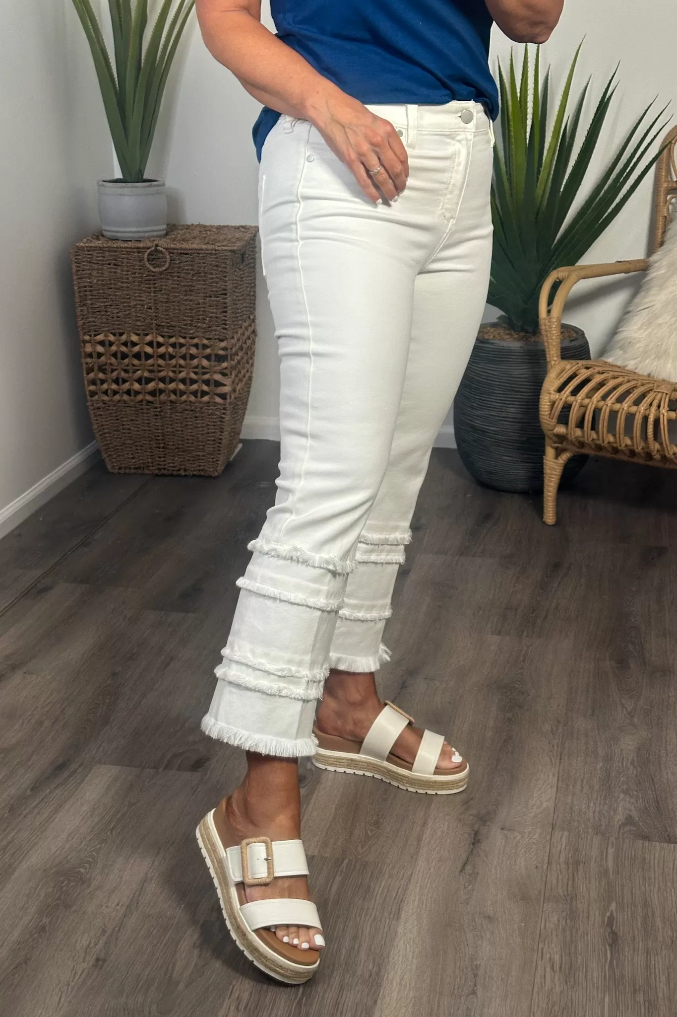 Liverpool Ariel Hannah Crop Flare Jeans : Bone White