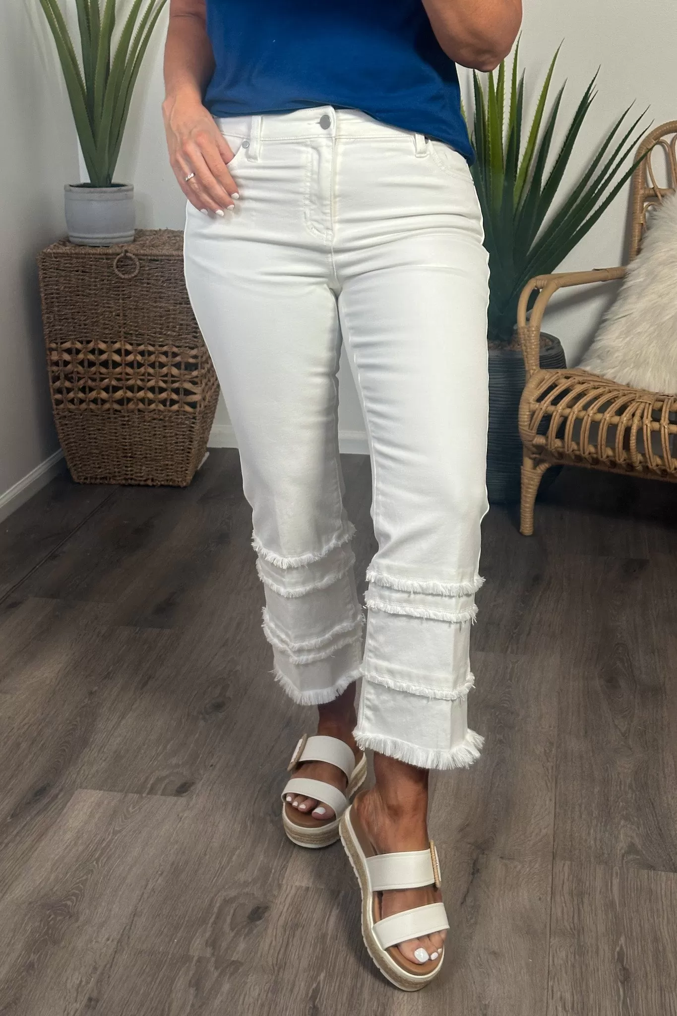 Liverpool Ariel Hannah Crop Flare Jeans : Bone White