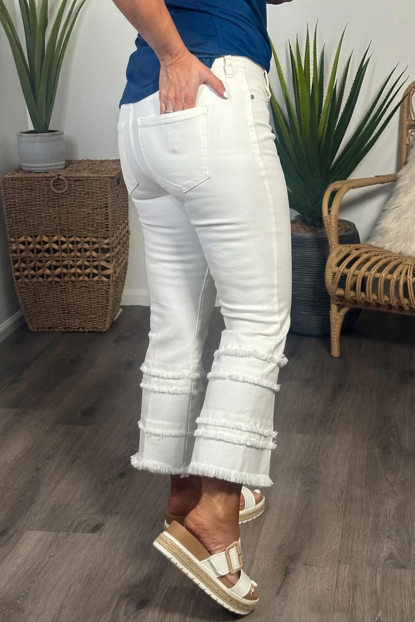 Liverpool Ariel Hannah Crop Flare Jeans : Bone White