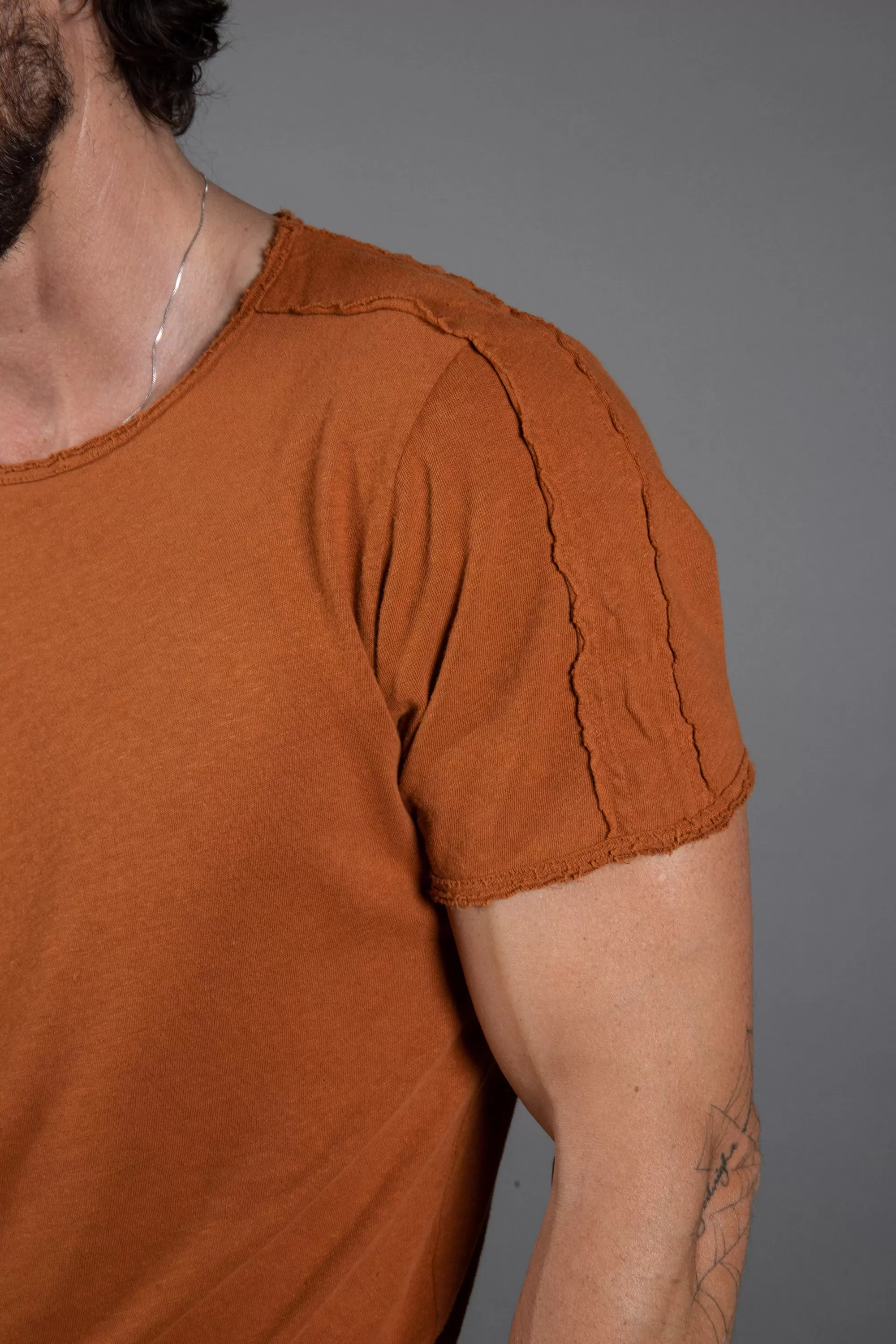 Men's Cotton Linen Patch Sleeve Tee