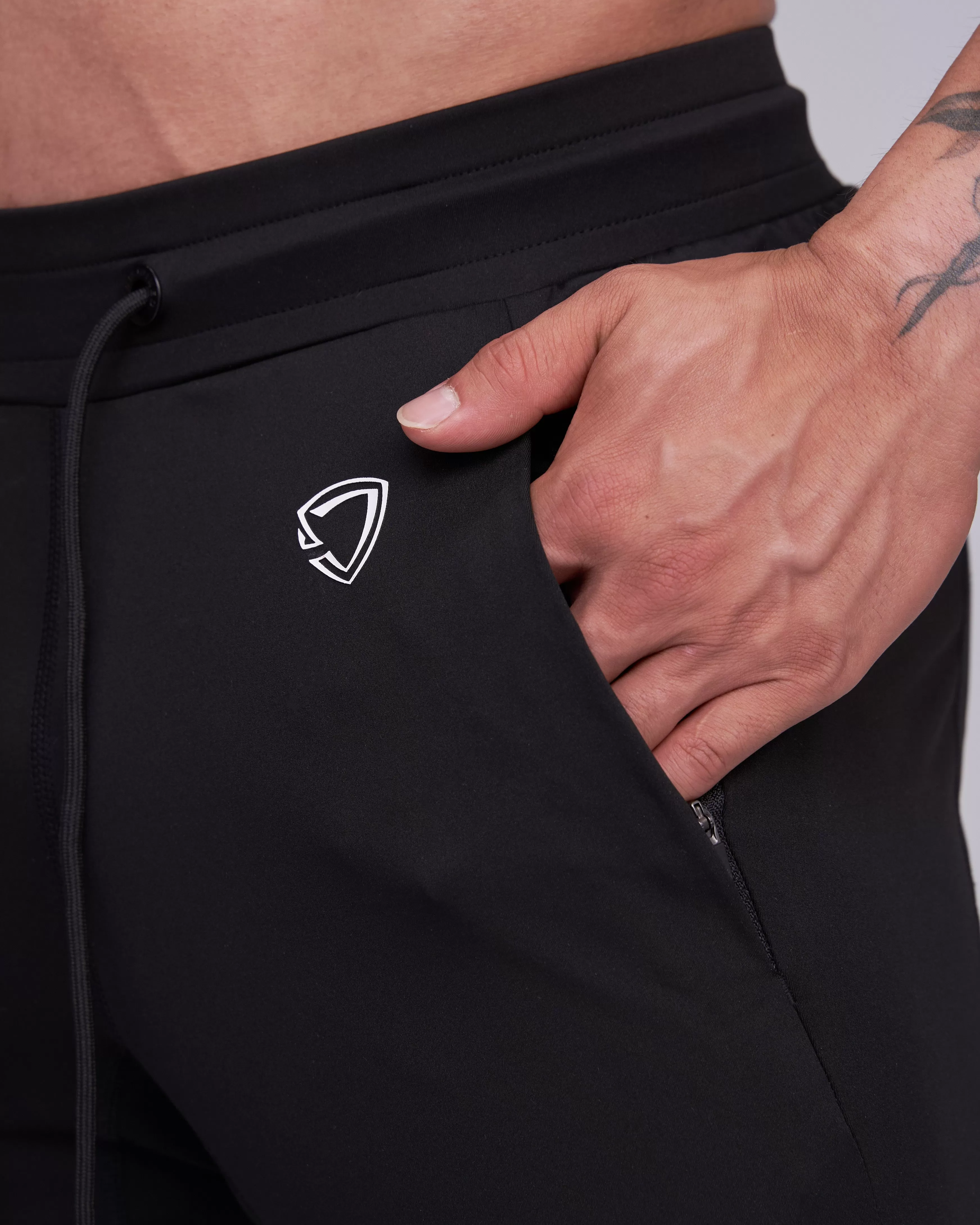 PP Hybrid Essential Joggers