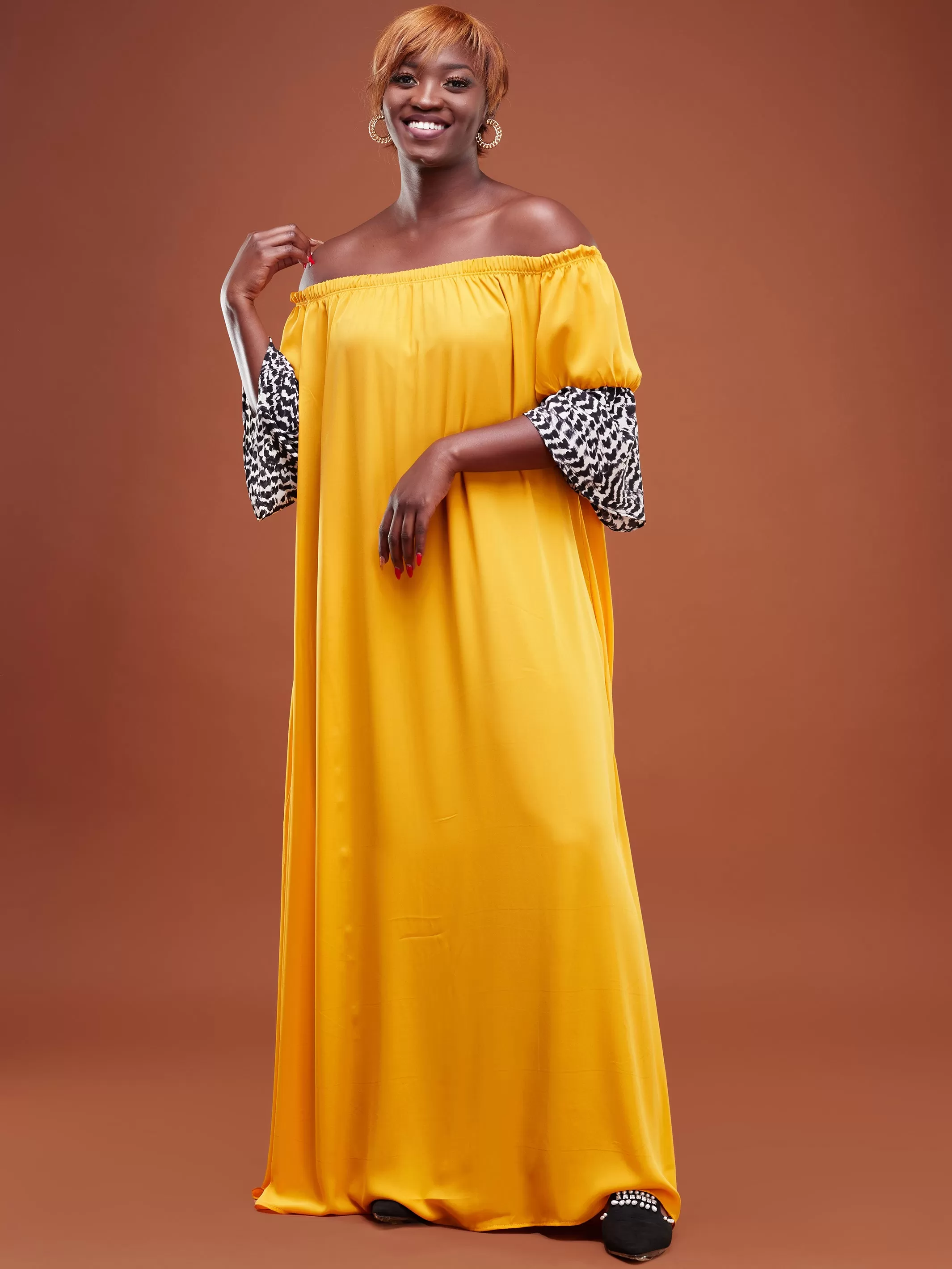 Safari Ayana 3/4 Sleeved Off Shoulder Tent Maxi Dress - Mustard/ Black Print