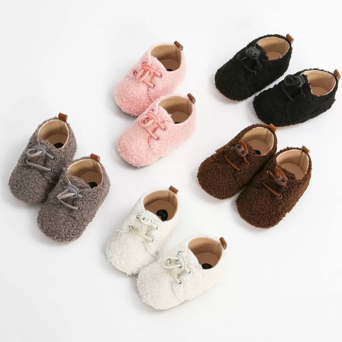 Stylish Crib Shoes for Fashionable Babies